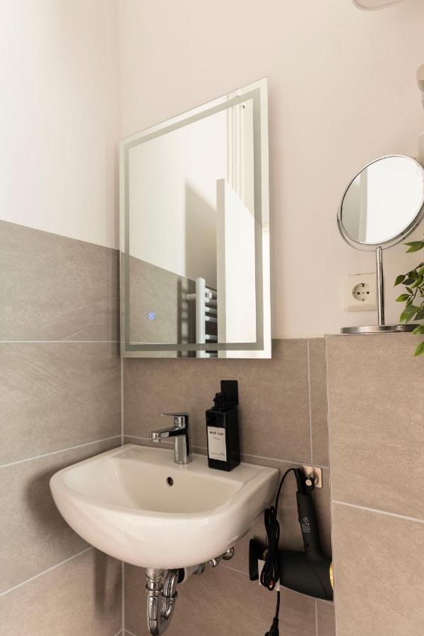Central Design Apartments At Ku'Damm Berlino Esterno foto